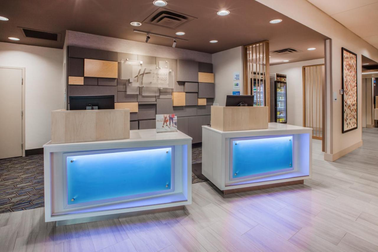 Holiday Inn Express - Blair By Ihg מראה חיצוני תמונה